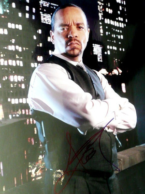 ICE-T valokuva + nimikirjoitus