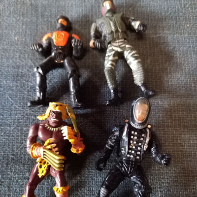 Vintage figuurit 1990-luvulta