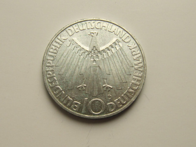 Saksa 10 mark 1972 D Olympialaiset Münchenissä - hopeaa -