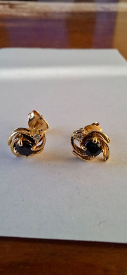 Upeat kultaiset 18K (750) korvakorut