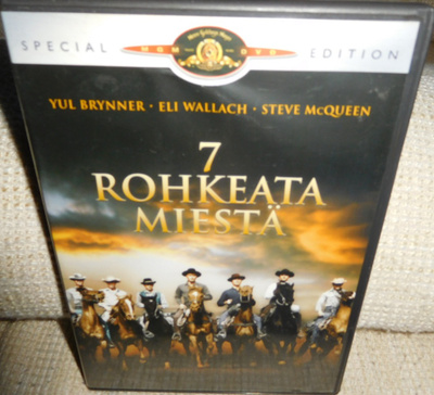 7 Rohkeata Miestä DVD