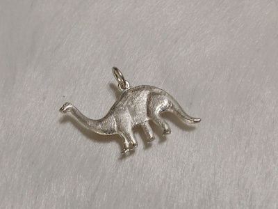 Kotimainen design Hopea Dinosaur riipus 830