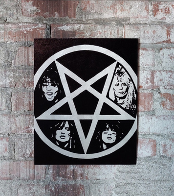Mötley Crue : Hieno taulu