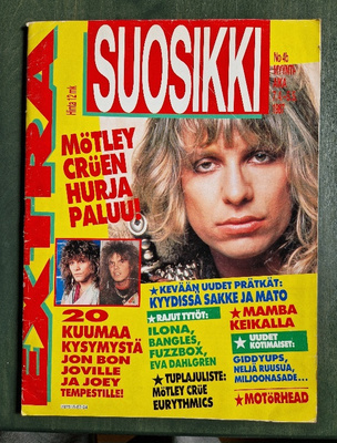 Suosikki Extra 4B 1987 Musiikkilehti. Mötley Grue juliste
