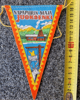 Napapiirin maja Juoksenki pieni vintage matkailuviiri