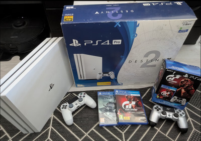PS4 Pro 1TB Glacier White (Destiny 2 Edition) + 2 ohjainta