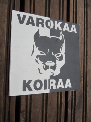 VAROKAA KOIRAA - METALLIKYLTTI TMS