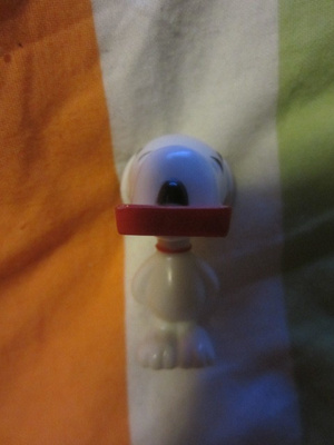 Snoopy pieni muovinen hahmo