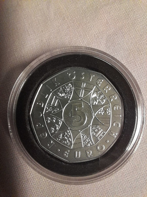 5 € itävalta 2006