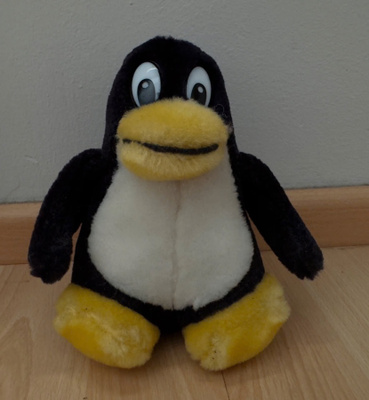 Tux pingviini pehmolelu Linux/Suse