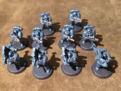 Warhammer-figuja, 10 kpl