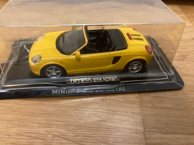 Toyota MR2 1/43. Pienoismalli 90-l. Guisval