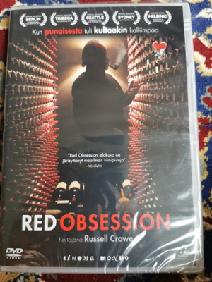 Red obsession Rakkautta ja anarkiaa