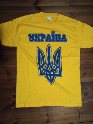 UKRAINA vaakuna - keltainen T-paita M
