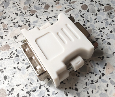 DVI-I 24+5 Uros To VGA 15 Pin Naaras Adapteri