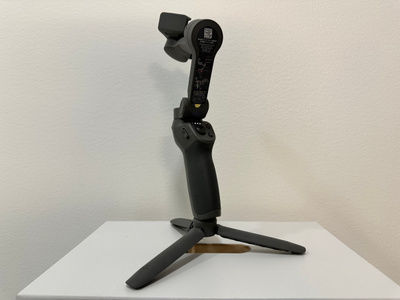 DJI Osmo Mobile 3 Combo gimbal + laukku