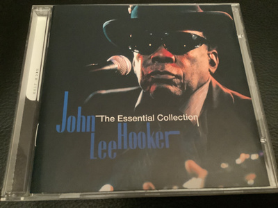 JOHN LEE HOOKER - The Essential Collection