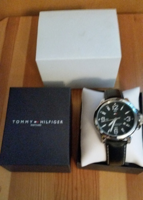 Tommy Hilfiger rannekello