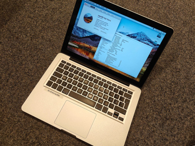 Apple Macbook Pro 13" 2010 / 8GB / 250GB