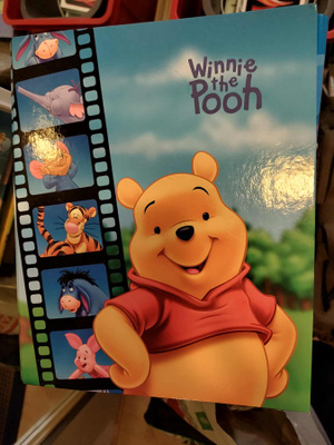 Nalle Puh rengaskansio