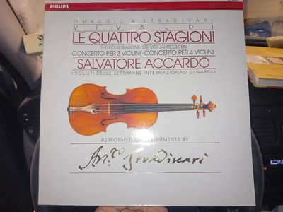 LP VIVALDI  THE FOUR SEASONS 2 CONCERTOS SALVATORE ACCARDO