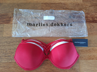 MARLIES DEKKERS DAME DE PARIS UUDET  RINTALIIVIT K. 75C