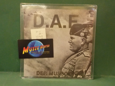 D.A.F. - DER MUSSOLINI M-/M- FIN -81 7" SINGLE
