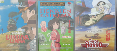 LIIKKUVA LINNA / HENKIEN KÄTKEMÄ / PORCO ROSSO