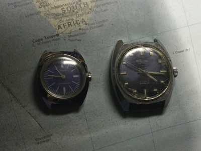 MILJONÄR ja TIMEX /sinitauluiset