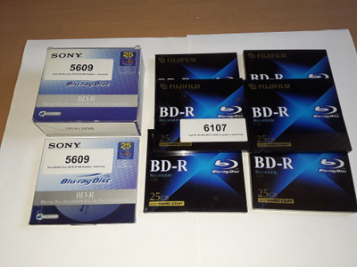12XBD-R 25 GB Levyjä.