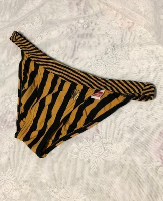 Bikini alaosa koko 38, käyttämätön