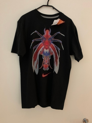 NIKE T-PAITA KOKO M - UUSI