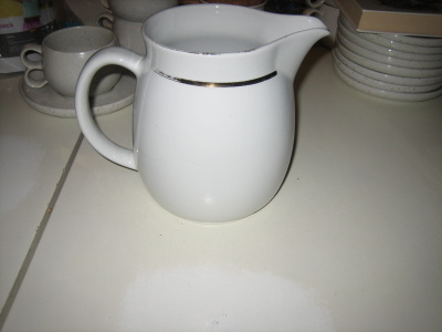 ARABIA MAITOKANNU VALKOINEN 1,5L
