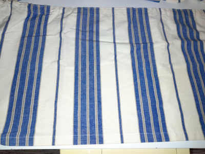 Verhokappa : sini-beige-valkoinen patjaraita 40x474cm