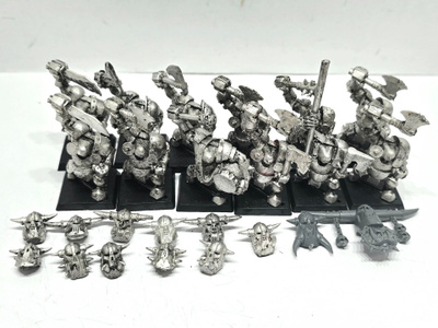 WHFB - 12kpl Black Orcs with Command Group [F86]