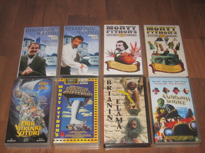 MONTY PYTHON -paketti - 8 x VHS