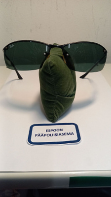 [L 1] Ray Ban  RB3183 aurinkolasit