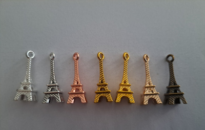 Kulta, hopea, pronssi ja ruusukulta Eiffel torni riipus
