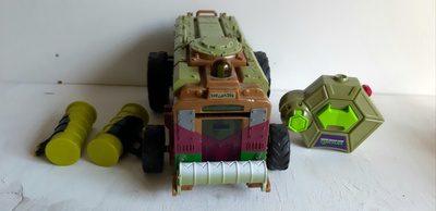 Turtles kauko-ohjattava auto vuodelta 2013