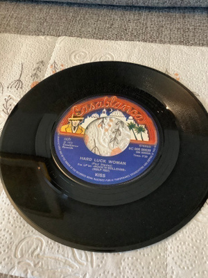 KISS:HARD LUCK WOMAN   7" (TANSKA,1976) SINGLE