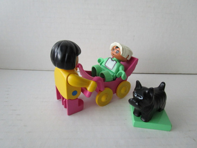 Vintage lego duplo 2784, Äiti ja lapsi ulkoilemassa