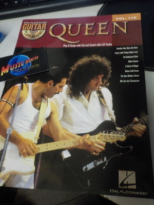 QUEEN  KITARA NUOTIT + CD UUSI