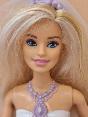 Barbie morsian