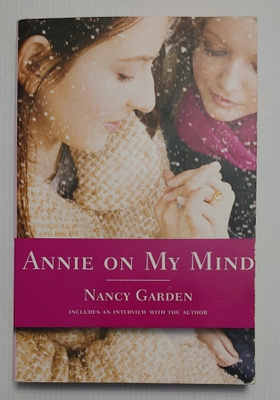 Nancy Garden - Annie on My Mind