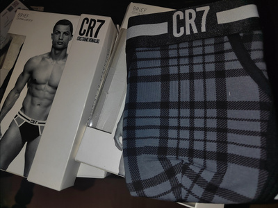 CR7 ronaldo 2kpl 8€ aidot housut, koko S, uudet paketissa