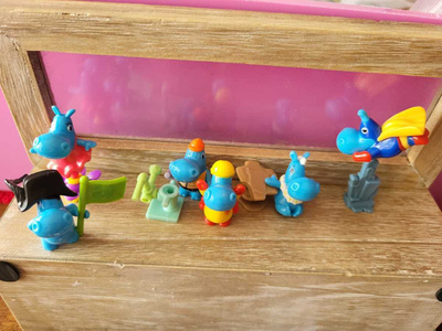 Kinder Hippo