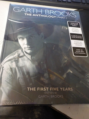 GARTH BROOKS - THE FIRST FIVE YEARS UUSI 5CD + BOOK SET+