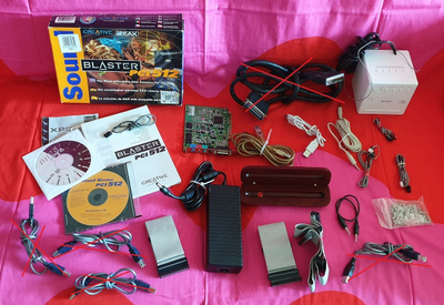 Kaapeleita + Sound Blaster ....