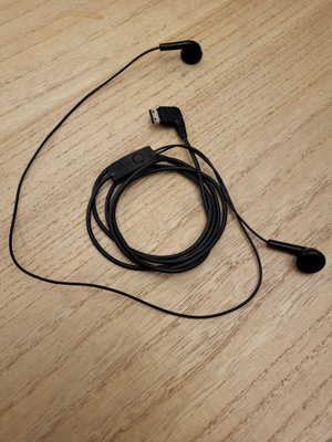 Samsung handsfree nappikuulokkeet (KÄYTTÄMÄTÖN)