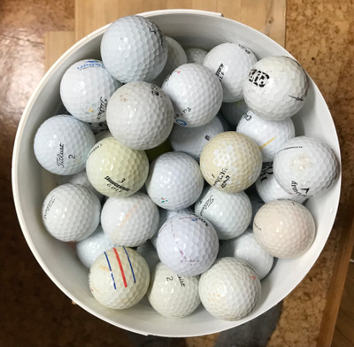 Golfpalloja, 87 kpl, käytettyjä, sekalaisia
